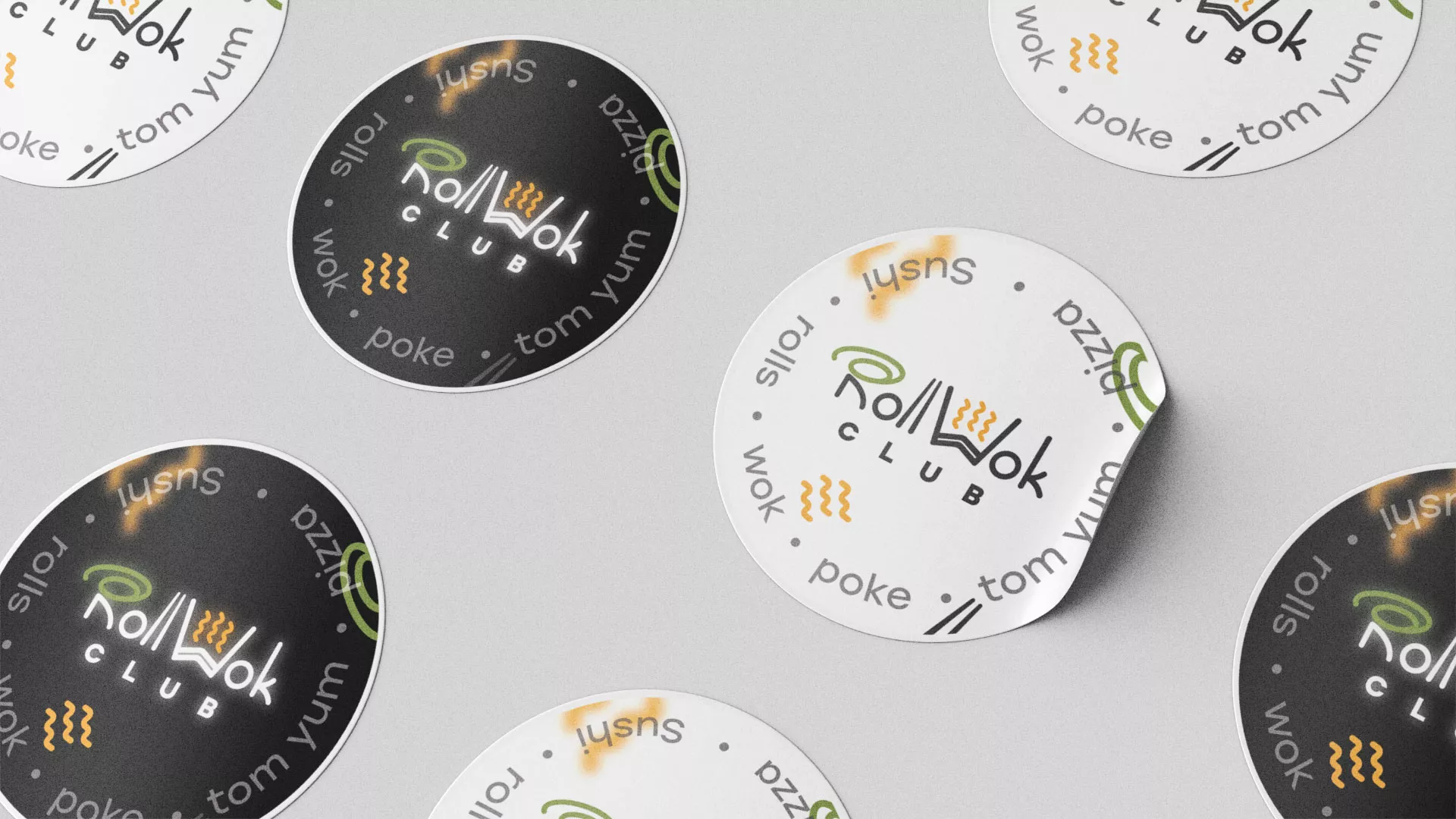 Разработка наклеек для суши-бара «Roll Wok Club» в Бежецке